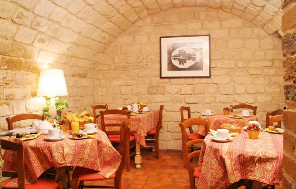 Hotel Le Lapin Blanc Paris